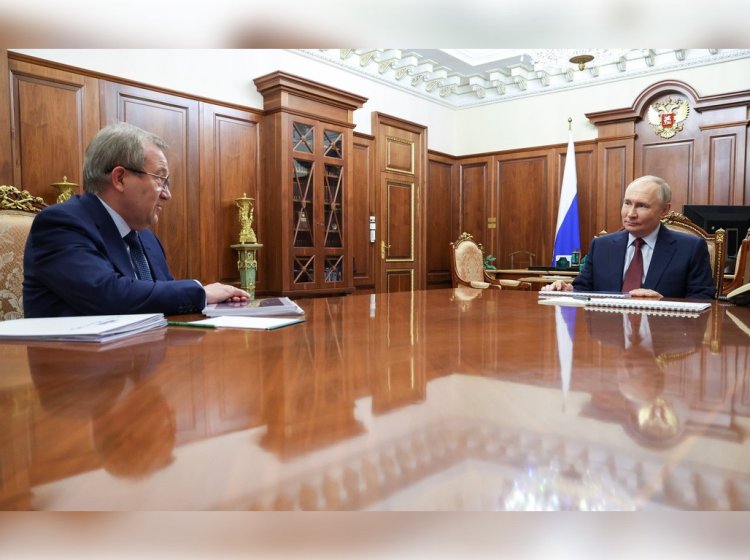 Встреча президента России В.В. Путина и президента РАН Г.Я. Красникова. Фото: kremlin.ru