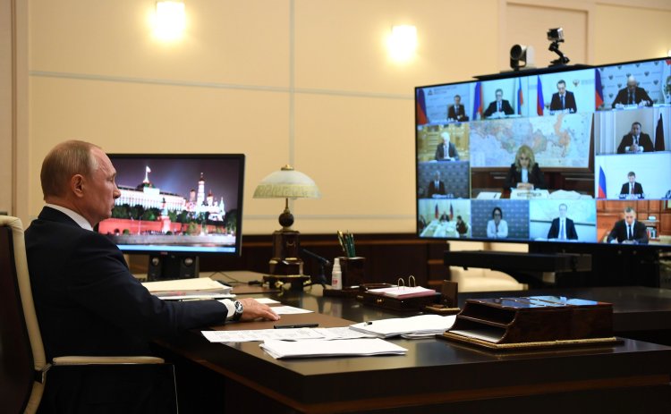 Совещание о санитарно-эпидемиологической обстановке (в режиме видеоконференции). Фото с сайта Администрации Президента России