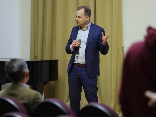 Самый мощный квантовый компьютер в России. Пресс-тур в ФИАН. Фото: Николай Малахин / «Научная Россия»