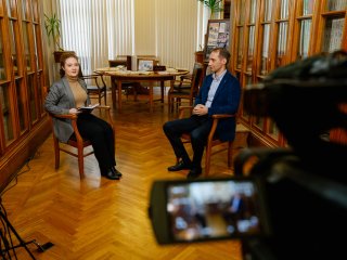 Новая эпоха в химии: от ИИ-помощников до 3D-печати. Интервью с академиком Валентином Ананиковым. Фото: Ольга Мерзлякова / «Научная Россия»
