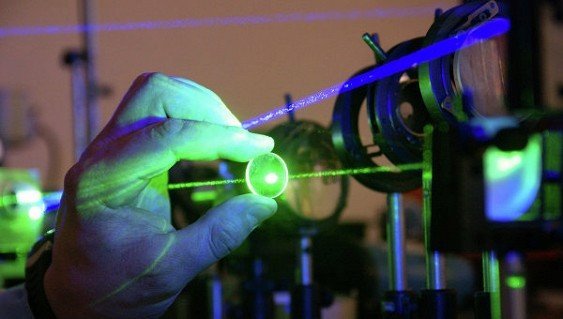 Дешевый и надежный лазерный скальпель от российских ученых