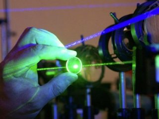 Дешевый и надежный лазерный скальпель от российских ученых