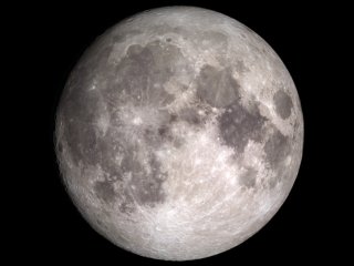 Вода на Луне может быть распространена более широко, чем считалось ранее