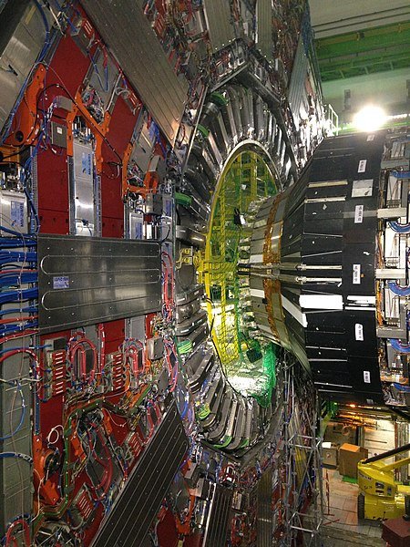 CERN готовится к запуску Большого адронного коллайдера