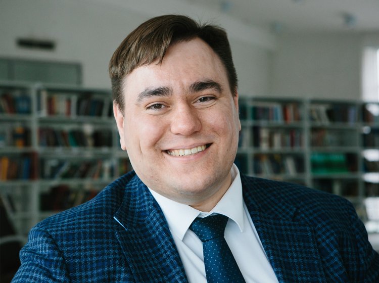 Лауреат премии Правительства Москвы молодым ученым доцент кафедры «Медико-технические информационные технологии» факультета «Биомедицинская техника» МГТУ им. Н.Э. Баумана Андрей Николаевич Брико. Фото: Ольга Мерзлякова / «Научная Россия»