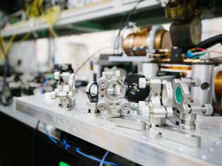 Вселенная квантовых вычислений: ФИАН и «Росатом» познакомили журналистов с технологиями будущего. Фото: Ольга Мерзлякова / «Научная Россия»
