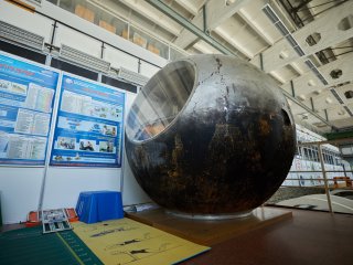 Макет спускаемого аппарата космического корабля «Восток». Фото: Елена Либрик / «Научная Россия»
