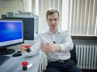 Кандидат химических наук Леонид Куликов. Фото: Елена Либрик / «Научная Россия»