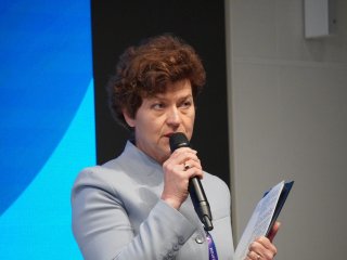 Заместитель генерального директора «Росатом Квантовые технологии» по коммуникациям и продвижению Квантового проекта Юлия Вячеславовна Покровская. Фото: Анастасия Жукова / «Научная Россия»
