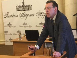 Сергей Иллариошкин о генетических основах нейропластичности при социально значимых нейродегенеративных заболеваниях. Фото: Николай Малахин / «Научная Россия»