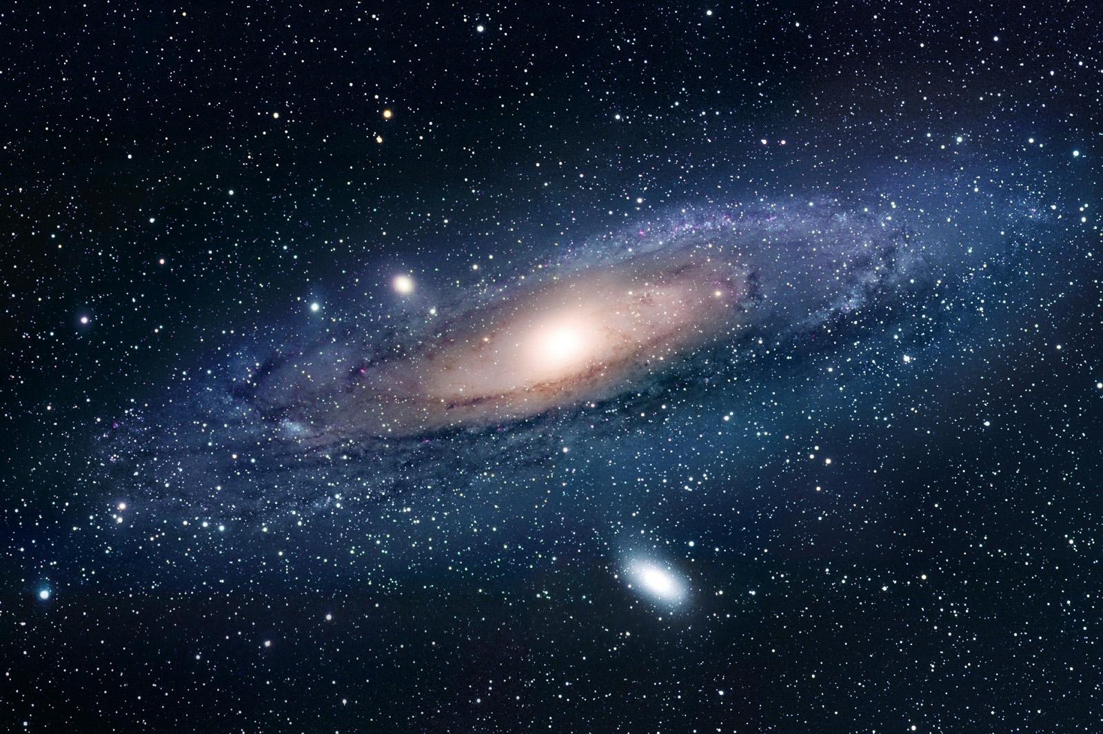 Вселенная астрофизика. Туманность Андромеды Галактика. Спиральная Галактика м31. Галактика Андромеды Хаббл. Космос Галактика Млечный путь.