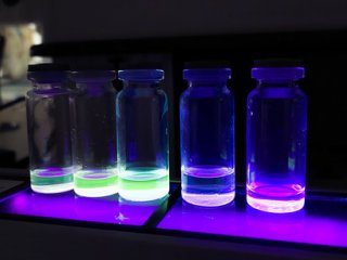 Новые флуорофоры избирательно и с высокой чувствительностью распознают ионы ртути. Фото Анна Маринович, УрФУ