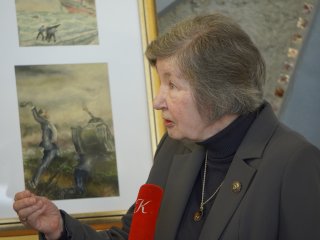 Выставка детских рисунков о войне и Победе открылась во Дворце пионеров. Фото: Никита Ланской / Научная Россия