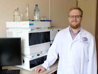 Виктор Голубков, младший научный сотрудник Института химии и химической технологии СО РАН. Фотографии Анастасии Тамаровской