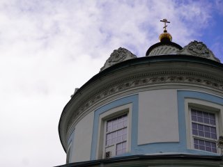 Сотрудники МГУ вернули на историческое место надгробный памятник выдающемуся библиографу. Фото: Никита Ланской / Научная Россия