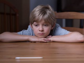 Как определить у ребенка тревогу и депрессию