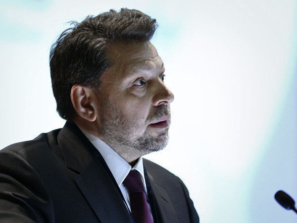 Вице-президент РАН В.Чехонин корреспонденту Интерфакса В.Терехову: Коронавирус снижает способность мыслить