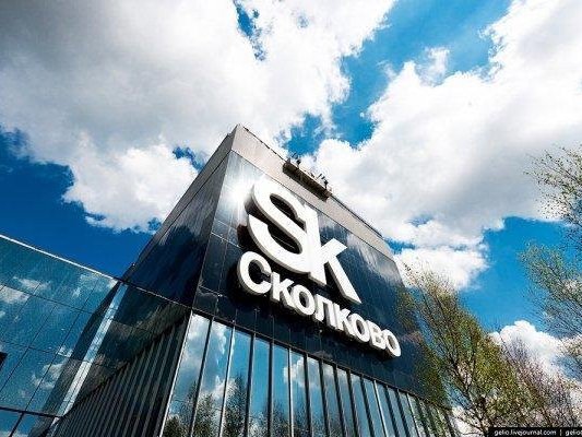 Ученые исследовали фундаментальные свойства нанокристаллов галогенидных перовскитов