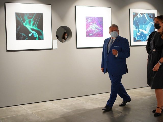 Политехнический музей и Курчатовский институт открыли на ВДНХ фотовыставку