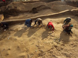 На «Афонтовой горе-IV» были найдены древние артефакты. Фото: АНО "Археологическое исследование Сибири"