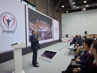 XIX Национальный конгресс терапевтов проходит в выставочном центре «Крокус Экспо» 20–22 ноября. Фото: Елена Либрик / «Научная Россия»