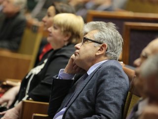 Академику Фортову — 80 лет! В ОИВТ РАН открылась мемориальная доска в память о великом ученом. Фото: Ольга Мерзлякова / Научная Россия