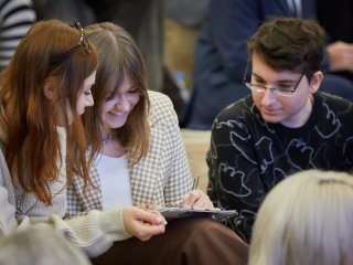 Юбилейный «День влюбленных в науку» памяти Сергея Капицы прошел в Национальном центре «Россия». Фото: Елена Либрик / Научная Россия