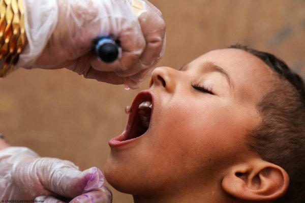 Мир переходит на новую вакцину от полиомиелита
