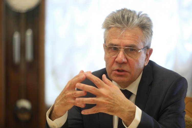 МК: Глава РАН Сергеев высказал тревогу по поводу Министерства науки