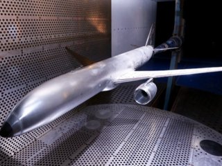 В ЦАГИ экспериментируют с новым широкофюзеляжным самолетом