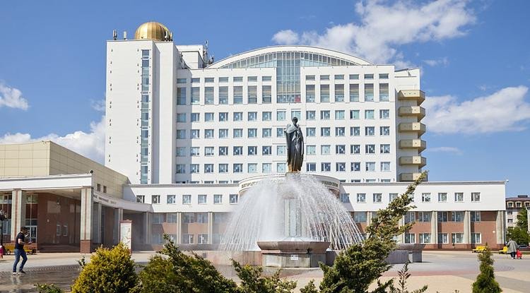 Здание БелГУ. Фото: Елена Журавлёва