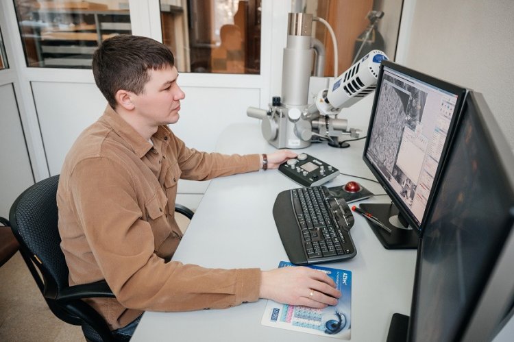 Доцент инженерной школы природных ресурсов ТПУ Максим Рудмин. Источник фото: пресс-служба ТПУ