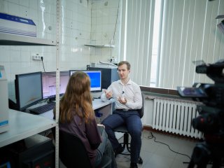 Запись интервью с Леонидом Куликовым. Фото: Елена Либрик / «Научная Россия»