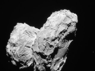 Комета Чурюмова-Герасименко — это две слипшиеся кометы