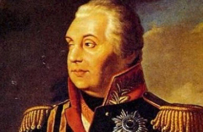 Полководец Кутузов родился на два года позже