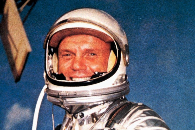 20 февраля 1962 года. Первый орбитальный полет американского астронавта
