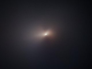 «Хаббл» сфотографировал комету NEOWISE с максимальным приближением