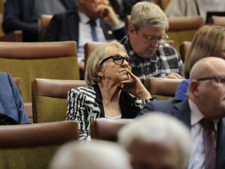 Академику Фортову — 80 лет! В ОИВТ РАН открылась мемориальная доска в память о великом ученом. Фото: Ольга Мерзлякова / Научная Россия