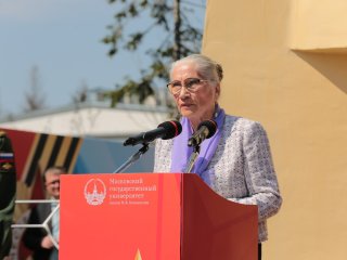 В МГУ почтили память защитников Отечества. Фото: Ольга Мерзлякова / Научная Россия