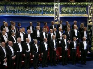 В Стокгольме и Осло прошли церемонии вручения Нобелевских премий/Стоп-кадр выпуска новостей Первого канала