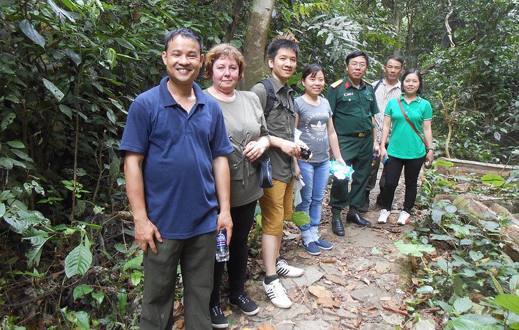 Члены научной экспедиции в одном из национальных парков Вьетнама. Фото Светланы Володиной