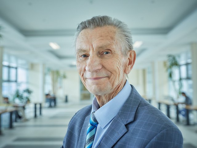 Доктор химических наук Сергей Николаевич Штыков. Фото: Елена Либрик / «Научная Россия»