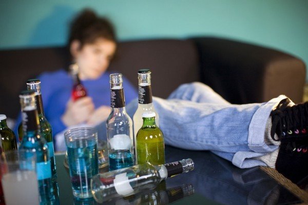 Выпивающие подростки могут иметь потом проблемы с памятью