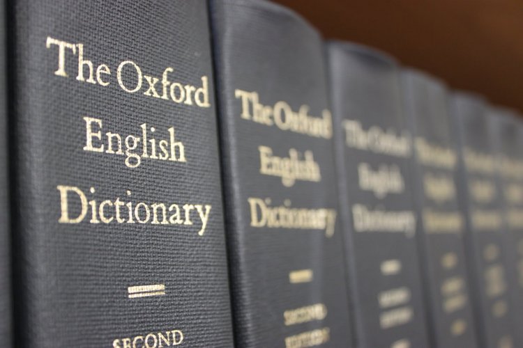 1 февраля 1884 года: первое издание Оксфордского словаря английского языка