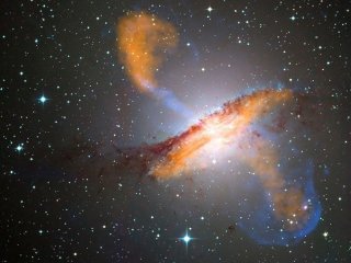 Упорядоченные галактики заставили усомниться в современных космологических моделях