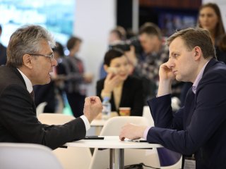 Президент РАН дает интервью РИА Новостям