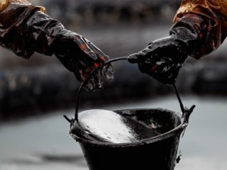 Специалисты КФУ создали вещество, облегчающее добычу вязкой нефти