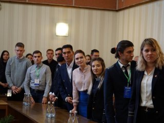 Григорий Рапота встретился с молодыми инженерами-студентами вузов…