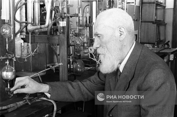 Алексей Бах – основатель отечественной биохимии. Источник: Борис Вдовенко / РИА Новости