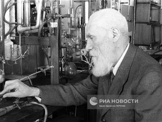 Алексей Бах – основатель отечественной биохимии. Источник: Борис Вдовенко / РИА Новости